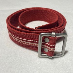 Red Web Belt with Silver Tone Metal Buckle and Leather End. 46”L X  1.5”W. NWOT